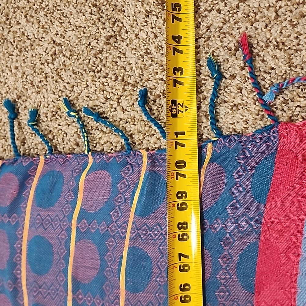 Scarf - Picture 5 of 9
